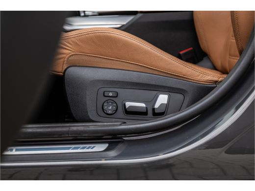 BMW 3 Serie 320e M-Sport Dravitgrau / Schaal stoel / HiFi / Camera / ActivLease financial lease