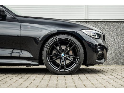 BMW 3 Serie Touring 320i M Sport High Ex Camera / HiFi / Trekhaak / 19inch / ActivLease financial lease