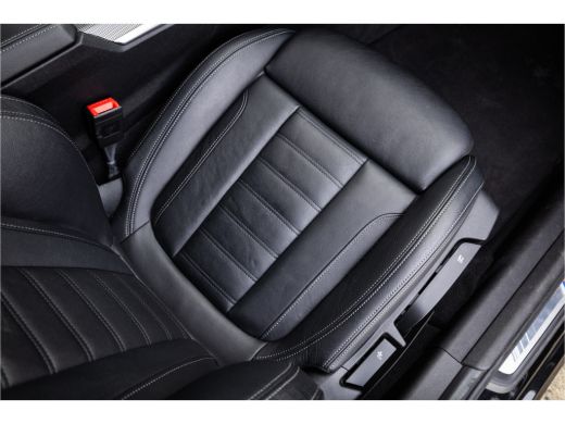 BMW 3 Serie Touring 320i M Sport High Ex Camera / HiFi / Trekhaak / 19inch / ActivLease financial lease