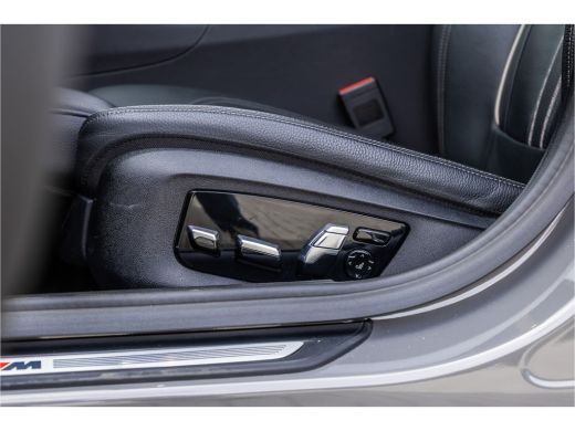BMW 5 Serie Touring 530i High Executive M-Sport 20inch / Bernina Grau / Pano / Camera / Laser ActivLease financial lease