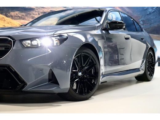 BMW M5 M5 |M Drivers|PANO|Storm Bay Met. ActivLease financial lease