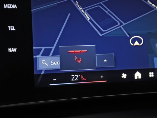 BMW X1 xDrive25e Sport Automaat 245Pk (APPLE CARPLAY, HEAD-UP DISPLAY, 360 CAMERA, GETINT GLAS, LEDER, S... ActivLease financial lease