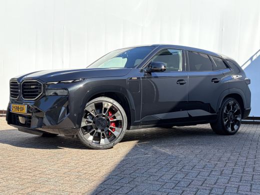 BMW XM PHEV 30 kWh Driving Assistant Professional B&W HUD Massage 360&deg; Elek.Trekhaak Orig.NL BOMVOL! ActivLease financial lease