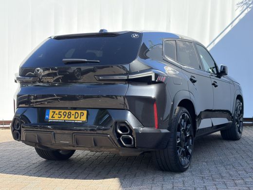 BMW XM PHEV 30 kWh Driving Assistant Professional B&W HUD Massage 360&deg; Elek.Trekhaak Orig.NL BOMVOL! ActivLease financial lease