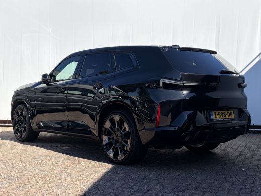 BMW XM PHEV 30 kWh Driving Assistant Professional B&W HUD Massage 360&deg; Elek.Trekhaak Orig.NL BOMVOL! ActivLease financial lease