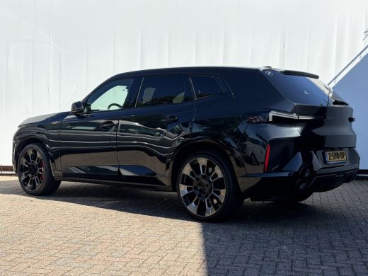 BMW XM PHEV 30 kWh Driving Assistant Professional B&W HUD Massage 360&deg; Elek.Trekhaak Orig.NL BOMVOL! ActivLease financial lease