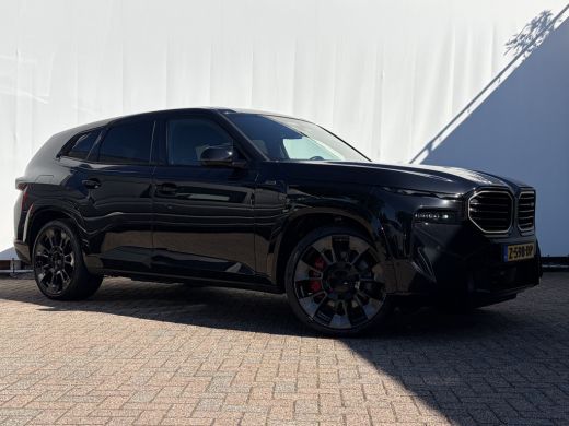 BMW XM PHEV 30 kWh Driving Assistant Professional B&W HUD Massage 360&deg; Elek.Trekhaak Orig.NL BOMVOL! ActivLease financial lease