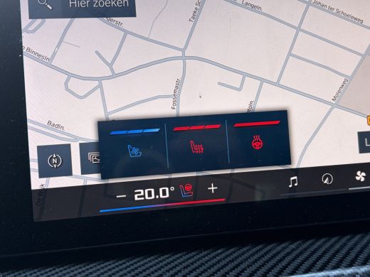 BMW XM PHEV 30 kWh Driving Assistant Professional B&W HUD Massage 360&deg; Elek.Trekhaak Orig.NL BOMVOL! ActivLease financial lease