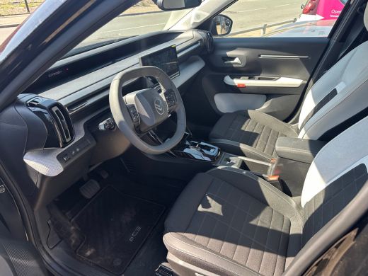 Citroën &euml;-C3 Max 113pk 44 kWh | Navigatie | Cruise Control | Apple Carplay | Climate Control | | 11 kW lader |... ActivLease financial lease