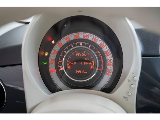 Fiat 500 1.0 Hybrid Cult | Airco | Elektrische Ramen | Stuurwielbediening | Speedlimiter | DAB | ActivLease financial lease