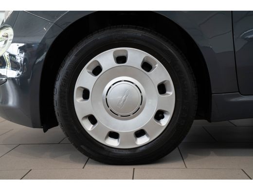 Fiat 500 1.0 Hybrid Cult | Airco | Elektrische Ramen | Stuurwielbediening | Speedlimiter | DAB | ActivLease financial lease