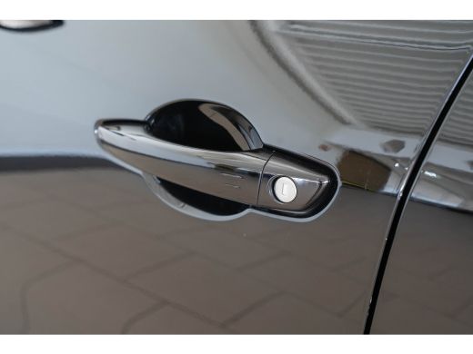 Fiat 600 1.2 Hybrid La Prima | Camera | Lederen Bekleding | Stoelverwarming | Navigatie | Climate Controle... ActivLease financial lease