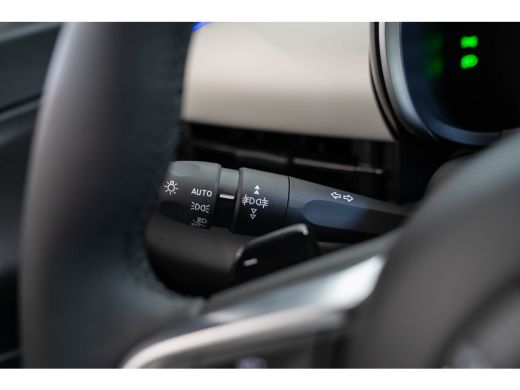 Fiat 600 1.2 Hybrid La Prima | Camera | Lederen Bekleding | Stoelverwarming | Navigatie | Climate Controle... ActivLease financial lease