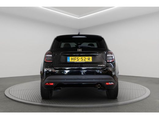 Fiat 600 1.2 Hybrid La Prima | Camera | Lederen Bekleding | Stoelverwarming | Navigatie | Climate Controle... ActivLease financial lease