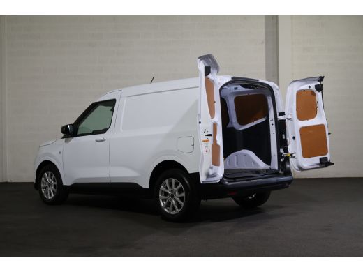 Ford Transit Courier 1.5 EcoBlue Limited Airco Navigatie Camera ActivLease financial lease