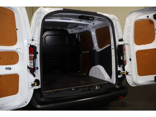 Ford Transit Courier 1.5 EcoBlue Limited Airco Navigatie Camera ActivLease financial lease