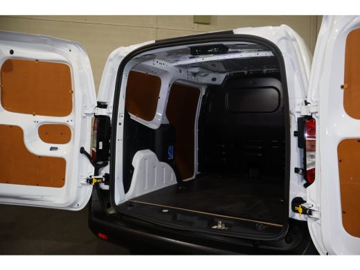 Ford Transit Courier 1.5 EcoBlue Limited Airco Navigatie Camera ActivLease financial lease