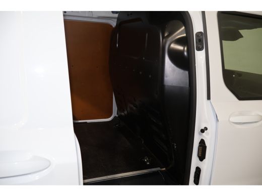 Ford Transit Courier 1.5 EcoBlue Limited Airco Navigatie Camera ActivLease financial lease
