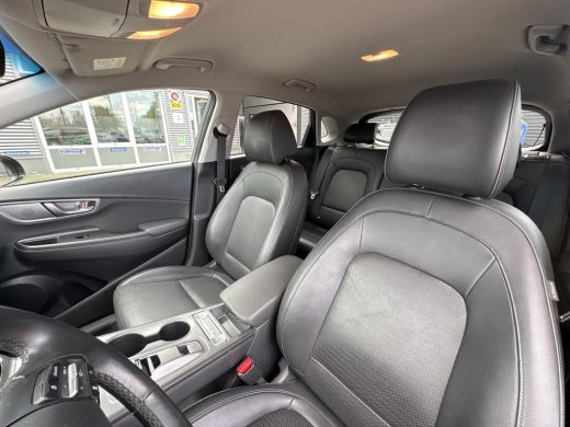 Hyundai Kona EV Premium 64 kWh | SOH 100% | Warmtepomp  | Leder | Rijklaarprijs! ActivLease financial lease
