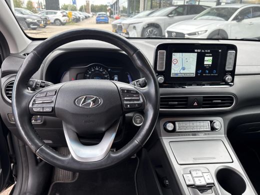 Hyundai Kona EV Premium 64 kWh | SOH 100% | Warmtepomp  | Leder | Rijklaarprijs! ActivLease financial lease