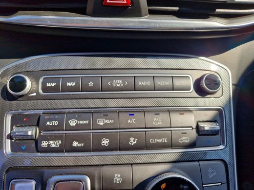Hyundai Santa Fe 1.6 T-GDI PHEV Premium 7p. | Rijklaarprijs | 7-Zits | Navigatie | Leer | ActivLease financial lease