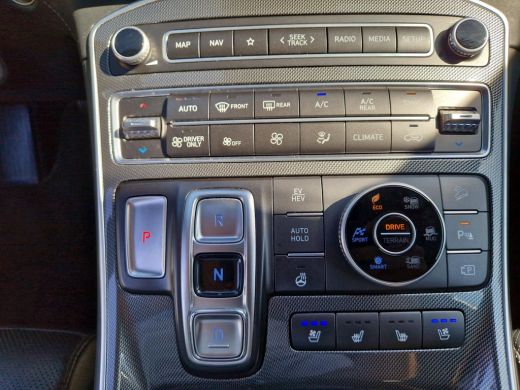 Hyundai Santa Fe 1.6 T-GDI PHEV Premium 7p. | Rijklaarprijs | 7-Zits | Navigatie | Leer | ActivLease financial lease
