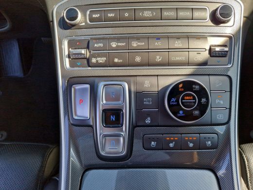 Hyundai Santa Fe 1.6 T-GDI PHEV Premium 7p. | Rijklaarprijs | 7-Zits | Navigatie | Leer | ActivLease financial lease