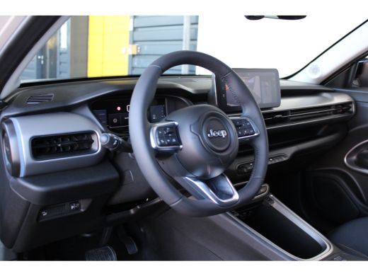 Jeep Avenger Summit 54 kWh | SOH 98% | Camera | Adaptive cruise control | Full LED | Apple Carplay/ Android Au... ActivLease financial lease