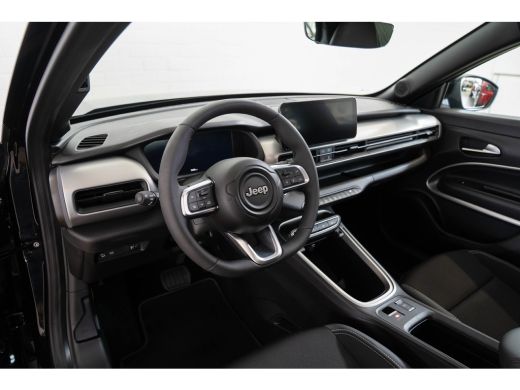 Jeep Avenger Summit 54 kWh | Tot 8 Jaar Garantie | SOH 98% | Warmtepomp | Schuif-Kanteldak | Navigatie | Camer... ActivLease financial lease