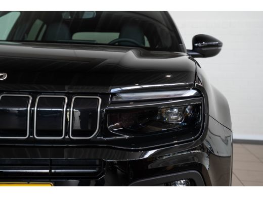 Jeep Avenger Summit 54 kWh | Tot 8 Jaar Garantie | SOH 98% | Warmtepomp | Schuif-Kanteldak | Navigatie | Camer... ActivLease financial lease