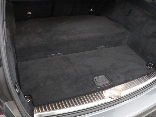 Mercedes-Benz C-Klasse Estate 300 e Business Solution AMG Limited d | SOH 88,2% | Leder/alcantara | Cruise control | Lan... ActivLease financial lease