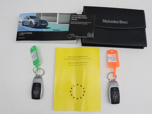 Mercedes-Benz C-Klasse Estate 300 e Business Solution AMG Limited d | SOH 88,2% | Leder/alcantara | Cruise control | Lan... ActivLease financial lease