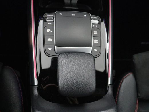 Mercedes-Benz GLA 250 e Business Solution AMG Limited | SOH 95,2% | Leder/alcantara | Stoelverwarming | Carplay | S... ActivLease financial lease