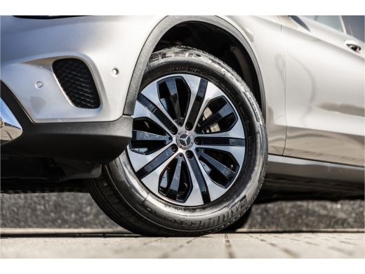 Mercedes-Benz GLC 300e 4MATIC Camera / Leder / Led / Chroom ActivLease financial lease