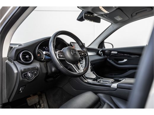 Mercedes-Benz GLC 300e 4MATIC Camera / Leder / Led / Chroom ActivLease financial lease