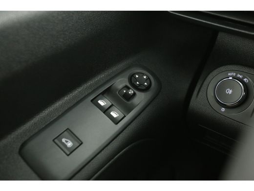 Opel Combo 1.5 102PK | 3 Zits | Airco | Cruise | Carplay | Parkeersens. ActivLease financial lease
