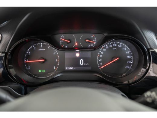 Opel Corsa 1.2 Turbo 100PK Edition | Parkeersensoren | Apple Carplay & Android Auto | Lichtmetalen velgen | ... ActivLease financial lease