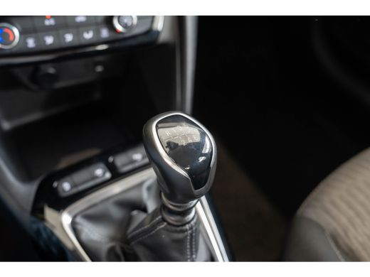 Opel Corsa 1.2 Turbo 100PK Edition | Parkeersensoren | Apple Carplay & Android Auto | Lichtmetalen velgen | ... ActivLease financial lease