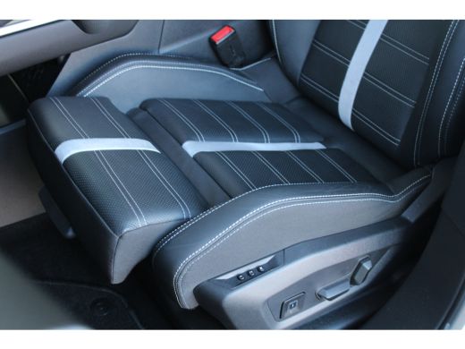 Opel Grandland 1.6 Turbo Plug-in-Hybrid Business Edition | Tot 8 jaar garantie | Schuif-kanteldak | Focal Audio ... ActivLease financial lease