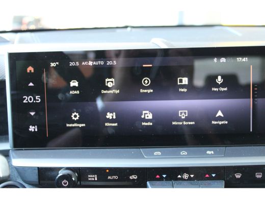 Opel Grandland 1.6 Turbo Plug-in-Hybrid Business Edition | Tot 8 jaar garantie | Schuif-kanteldak | Focal Audio ... ActivLease financial lease