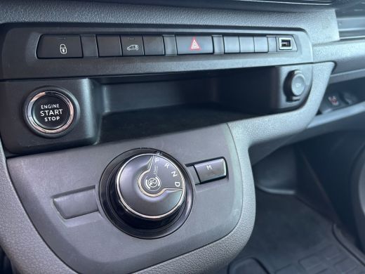 Opel Vivaro 2.0 CDTI L3H1 Innovation | Automaat | 360 Camera | 3 Zitplaatsen | Apple Carplay ActivLease financial lease