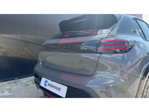 Peugeot 208 GT | Elektrische parkeerrem | Extra getinte achterste zijruiten en achterruit | Extra getinte ach... ActivLease financial lease