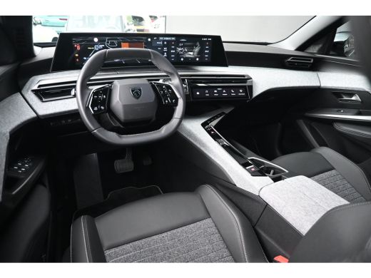 Peugeot 3008 1.6 plug-in Hybrid 195 Allure Tot 8 Jaar Garantie! | Afn. Trekhaak | 7,4kW Lader | Achteruitrijca... ActivLease financial lease