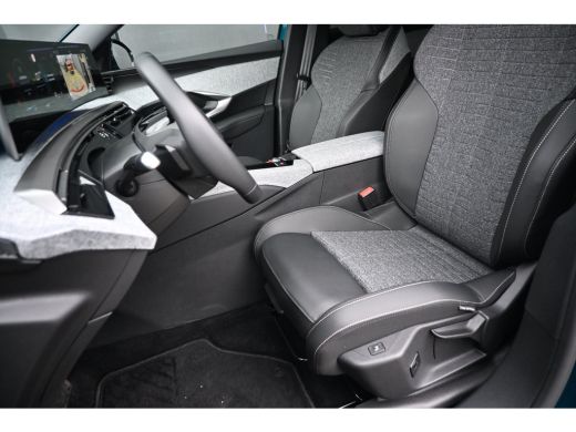 Peugeot 5008 1.6 Plug-in Hybrid 195 Allure 7p Tot 8 Jaar Garantie! | AGR-Comfortstoel | 360 Camera | Adaptive ... ActivLease financial lease