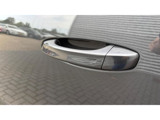 Peugeot 5008 GT | Adaptieve cruise control met Stop&Go functie | LED 3D-achterlichten | Pack Safety Plus ActivLease financial lease