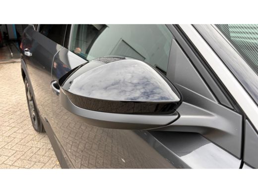Peugeot 5008 GT | Adaptieve cruise control met Stop&Go functie | LED 3D-achterlichten | Pack Safety Plus ActivLease financial lease