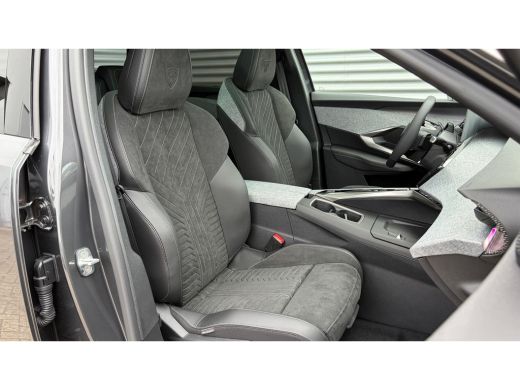 Peugeot 5008 GT | Adaptieve cruise control met Stop&Go functie | LED 3D-achterlichten | Pack Safety Plus ActivLease financial lease