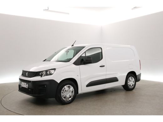 Peugeot Partner Elektrisch 50 kWh L2 | Snelladen | SOH 98% | Airco | Cruise | Carplay | Navi | Trekhaak | Parkeer... ActivLease financial lease