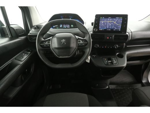 Peugeot Partner Elektrisch 50 kWh L2 | Snelladen | SOH 98% | Airco | Cruise | Carplay | Navi | Trekhaak | Parkeer... ActivLease financial lease
