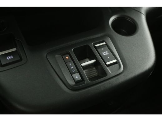 Peugeot Partner Elektrisch 50 kWh L2 | Snelladen | SOH 98% | Airco | Cruise | Carplay | Navi | Trekhaak | Parkeer... ActivLease financial lease
